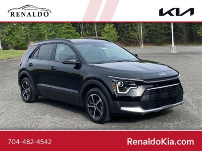 New 2025 Kia Niro LX
