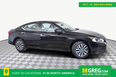 Used 2025 Nissan Altima 2.5 SV