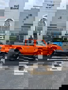 New 2025 Jeep Gladiator Sport