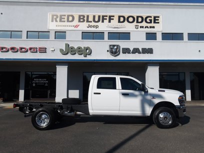 New 2025 RAM 3500 Tradesman w/ Chrome Appearance Group