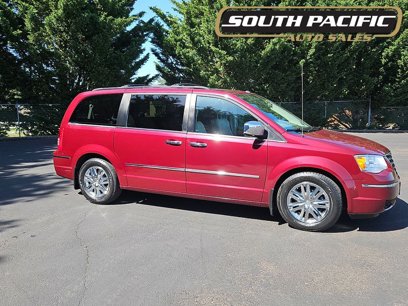 Used 2009 Chrysler Town & Country Limited w/ Entertainment Group #3