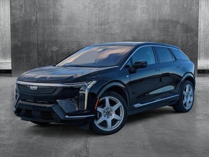 New 2025 Cadillac Optiq Luxury 2 w/ LPO, ONYX Package