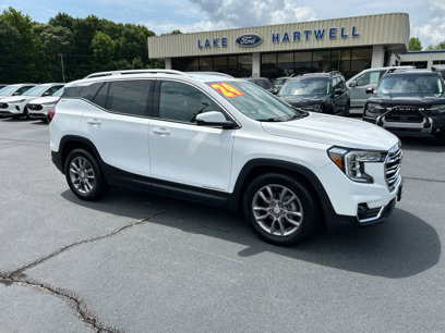 Used 2024 GMC Terrain SLT