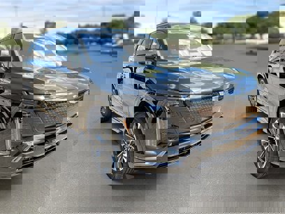 New 2026 Cadillac Vistiq Sport