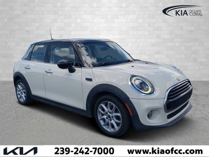 Used 2021 MINI Cooper 4-Door Hardtop w/ 6.5" Touchscreen Package