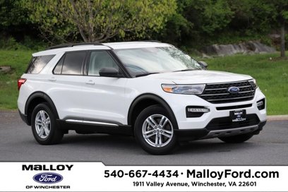 Certified 2021 Ford Explorer XLT w/ Equipment Group 202A