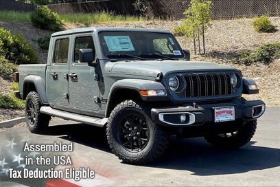 New 2025 Jeep Gladiator Sport