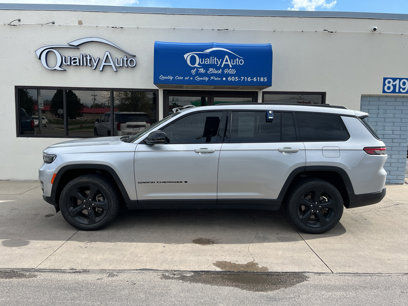 Used 2023 Jeep Grand Cherokee L Laredo