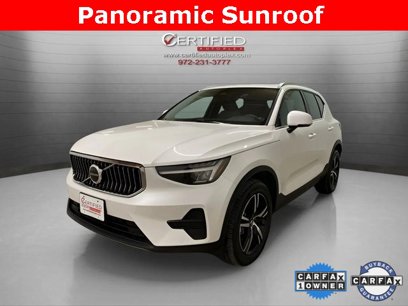 Used 2025 Volvo XC40 B5 Core