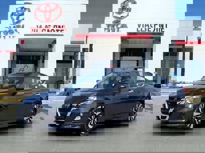 Used 2022 Nissan Altima 2.5 SV