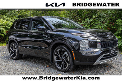 Used 2023 Mitsubishi Outlander 4WD Plug-In Hybrid