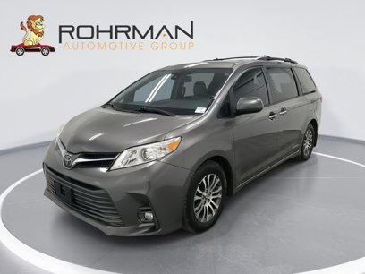 Used 2019 Toyota Sienna XLE