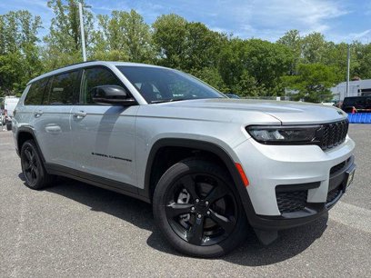 Certified 2023 Jeep Grand Cherokee L Altitude