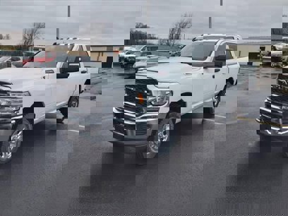 New 2024 RAM 2500 Tradesman w/ Chrome Appearance Group