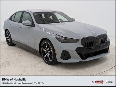 New 2025 BMW 550e xDrive w/ Premium Package