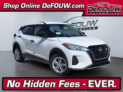 New 2025 Nissan Kicks Play S