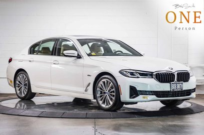 Certified 2022 BMW 530e w/ Convenience Package