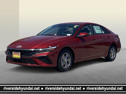 New 2025 Hyundai Elantra SE