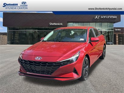 Used 2023 Hyundai Elantra SEL w/ Cargo Package