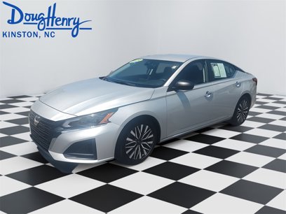 Used 2024 Nissan Altima 2.5 SV