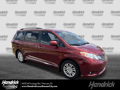 Used 2017 Toyota Sienna XLE Premium