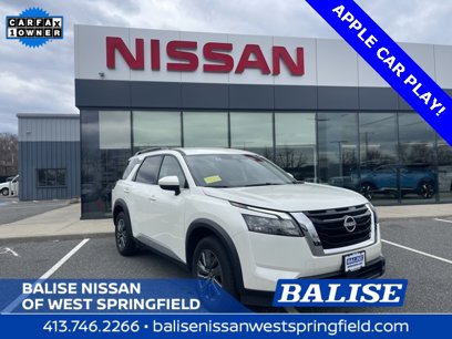 Used 2024 Nissan Pathfinder SV