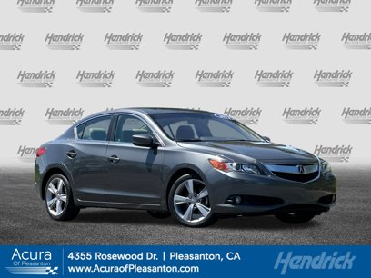Used 2013 Acura ILX w/ Premium Package