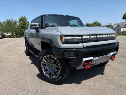 New 2025 GMC Hummer EV 3X w/ LPO, Illumination Package