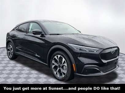 New 2024 Ford Mustang Mach-E Select w/ Comfort Package Lite