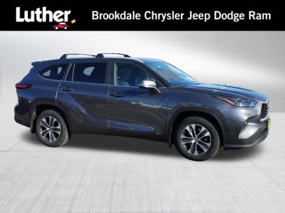 Used 2023 Toyota Highlander XLE