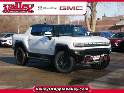 New 2024 GMC Hummer EV 2X w/ LPO, Illumination Package