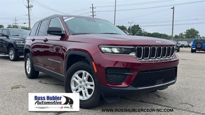 Used 2024 Jeep Grand Cherokee Laredo w/ Luxury Tech Group I