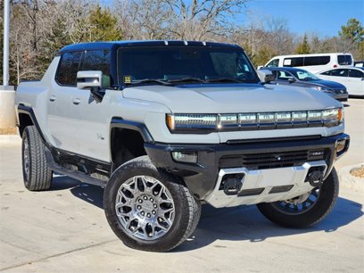 Certified 2024 GMC Hummer EV 3X w/ LPO, Illumination Package