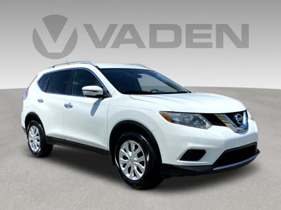Used 2016 Nissan Rogue S w/ Appearance Package
