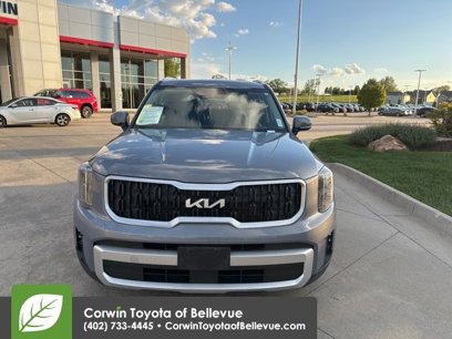 Used 2024 Kia Telluride EX w/ EX Captain's Chair Package