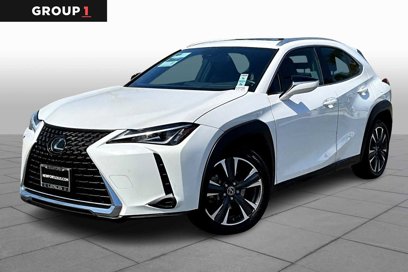 Used 2019 Lexus UX 200 w/ Accessory Package 2
