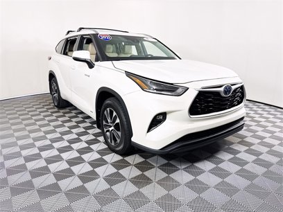 Used 2021 Toyota Highlander XLE