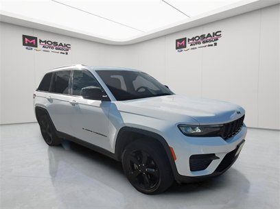 Used 2024 Jeep Grand Cherokee Altitude