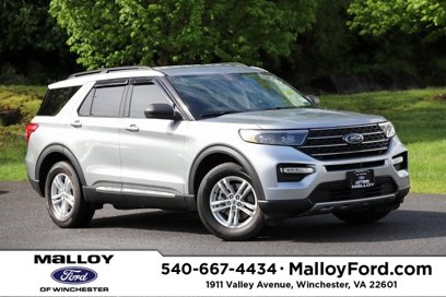 Certified 2023 Ford Explorer XLT w/ Equipment Group 202A