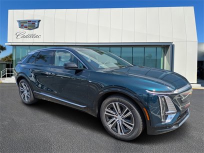 New 2025 Cadillac Lyriq Luxury