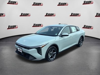 New 2025 Kia K4 LXS