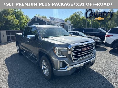 Used 2022 GMC Sierra 1500 SLT w/ SLT Premium Plus Package