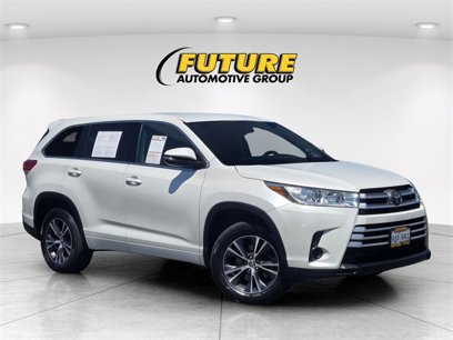 Used 2018 Toyota Highlander LE
