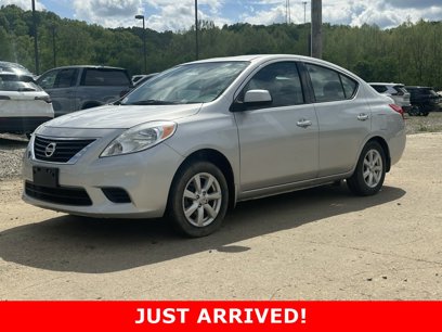 Used 2014 Nissan Versa SV w/ Convenience Package