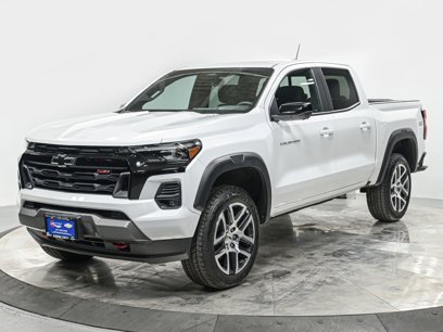 Used 2024 Chevrolet Colorado Z71 w/ Z71 Convenience Package 2