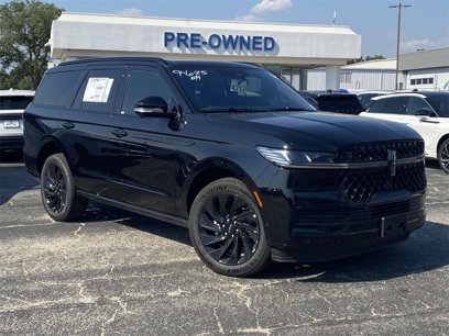 New 2025 Lincoln Navigator Reserve w/ Jet Appearance Package