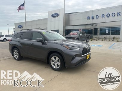 Used 2022 Toyota Highlander LE