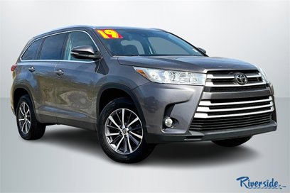 Used 2019 Toyota Highlander XLE