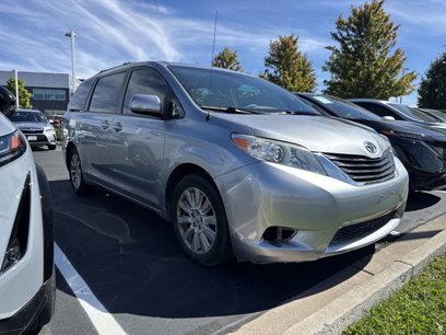 Used 2013 Toyota Sienna LE