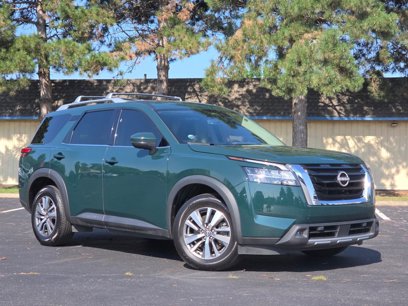 Used 2023 Nissan Pathfinder SL